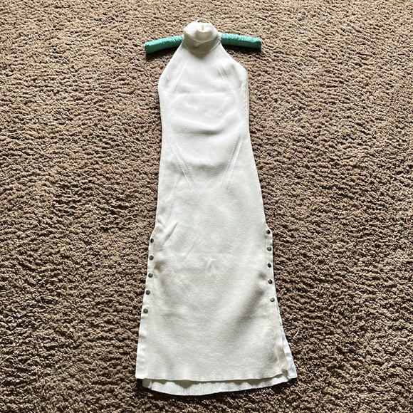 GUESS Ribbed Maxi Dress - Picture 3 of 4
